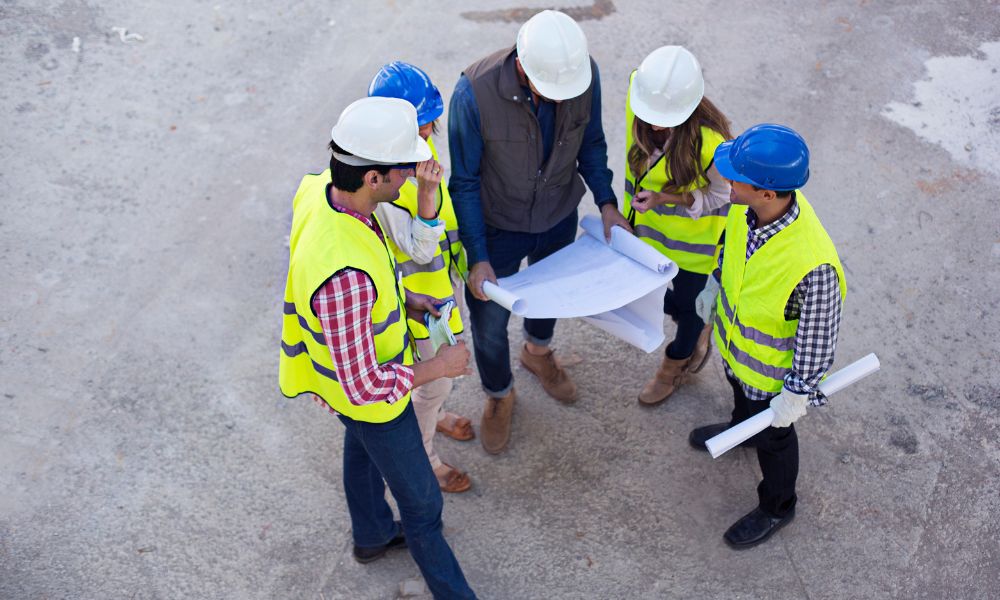Tendering vs. Estimating Key Differences in 姐弟啪啪啪视频 姐弟啪啪啪视频 (1)